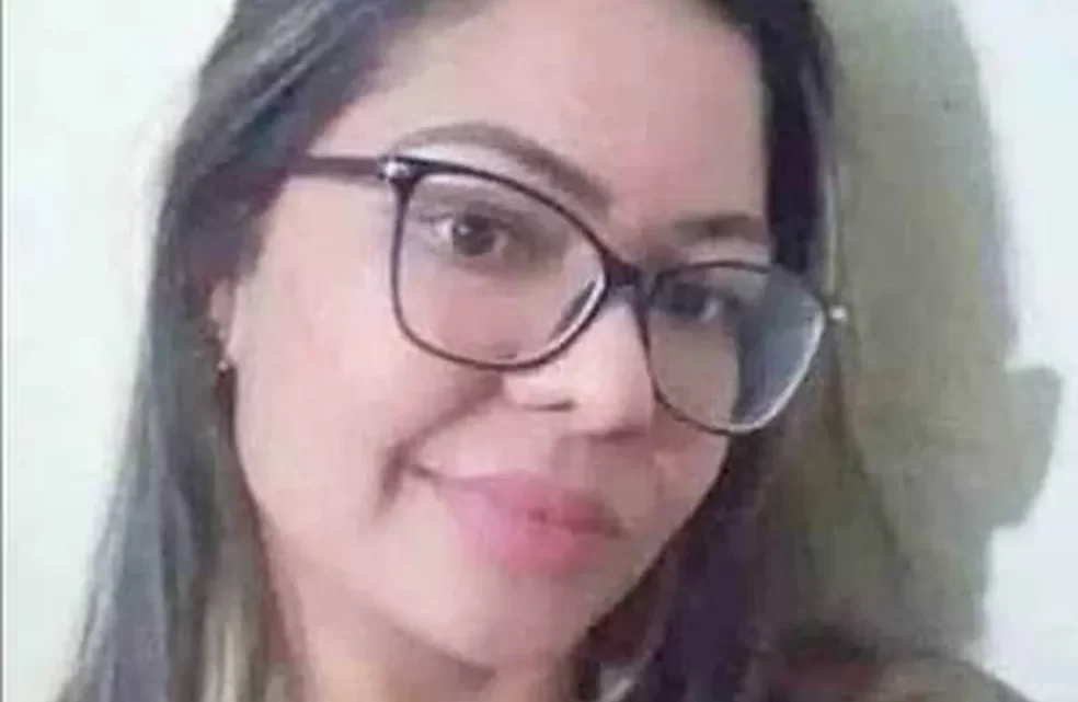 Mulher é morta a facadas dentro de casa em Belo Jardim