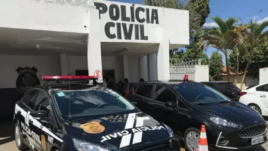 Estupro em Terapia: Motorista de 57 anos é preso por suspeita de abusar de adolescente paciente da filha psicóloga