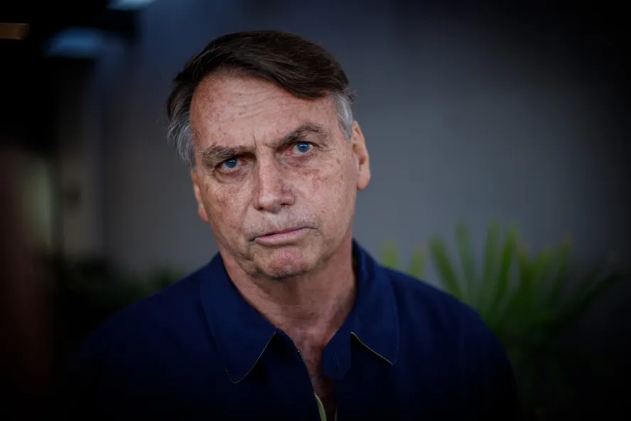 O Delator Incansável:  Novas reuniões delatadas por Cid geram apreensão em Bolsonaro e seu entorno