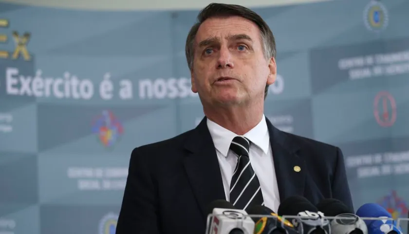 Exército prepara celas para eventual detenção de Bolsonaro