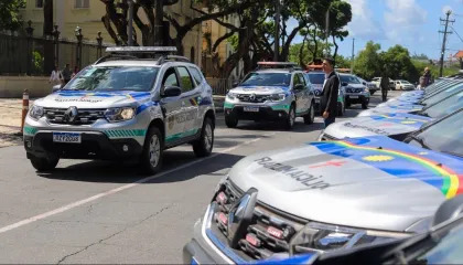 Homem é linchado após matar mulher em praça pública