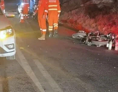 Animal solto na BR 232 tira a vida de pai que guiava moto em Serra Talhada