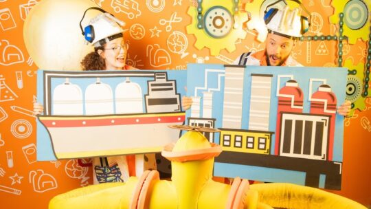 Espetáculo gratuito sobre gás natural leva ciência e diversão a escolas públicas do Ceará