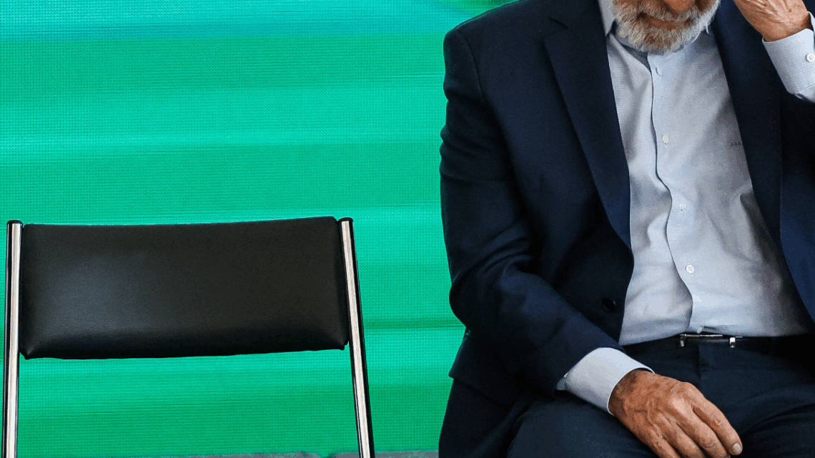 “Vai caber mais gente nesse forró?” — Lula empaca aumento de deputado, mas Congresso quer dançar colado