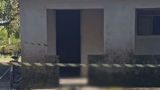 Filho esp3nc3 pai até a m8rt3 usando tijolo e depois vai tirar soneca