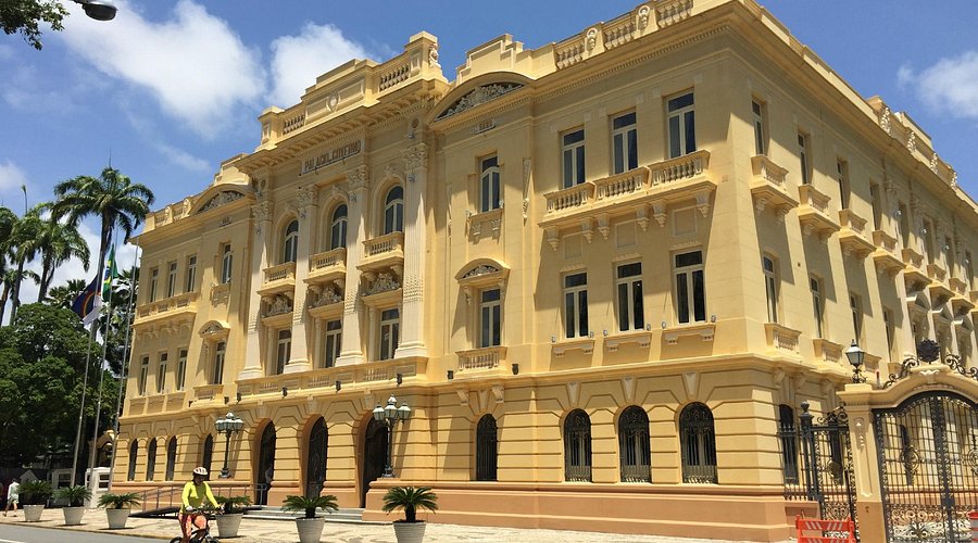 Pernambuco lança edital de Concurso Público Unificado com 460 vagas